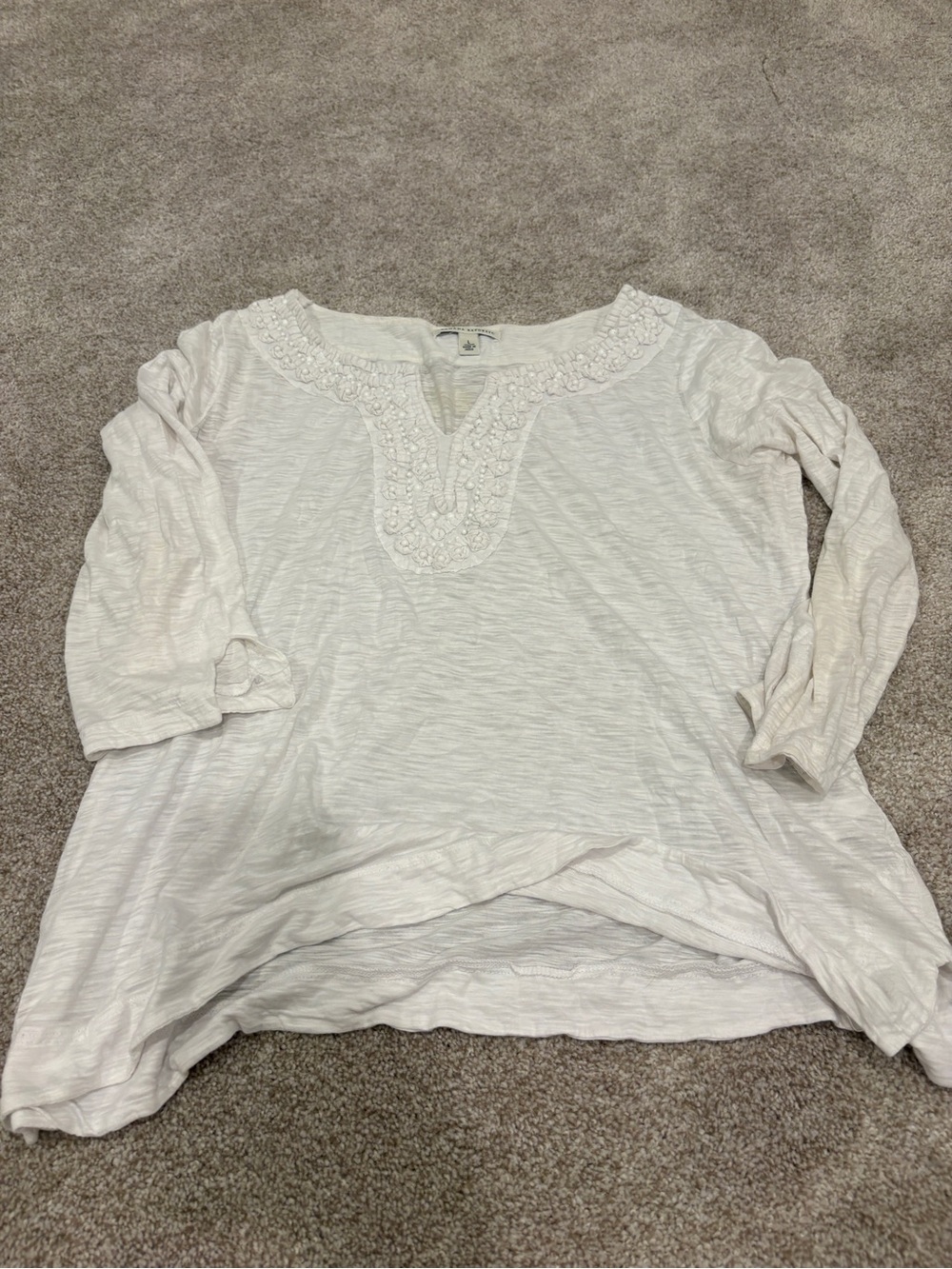 Banana Republic Cream Embroidered V-Notch Tunic